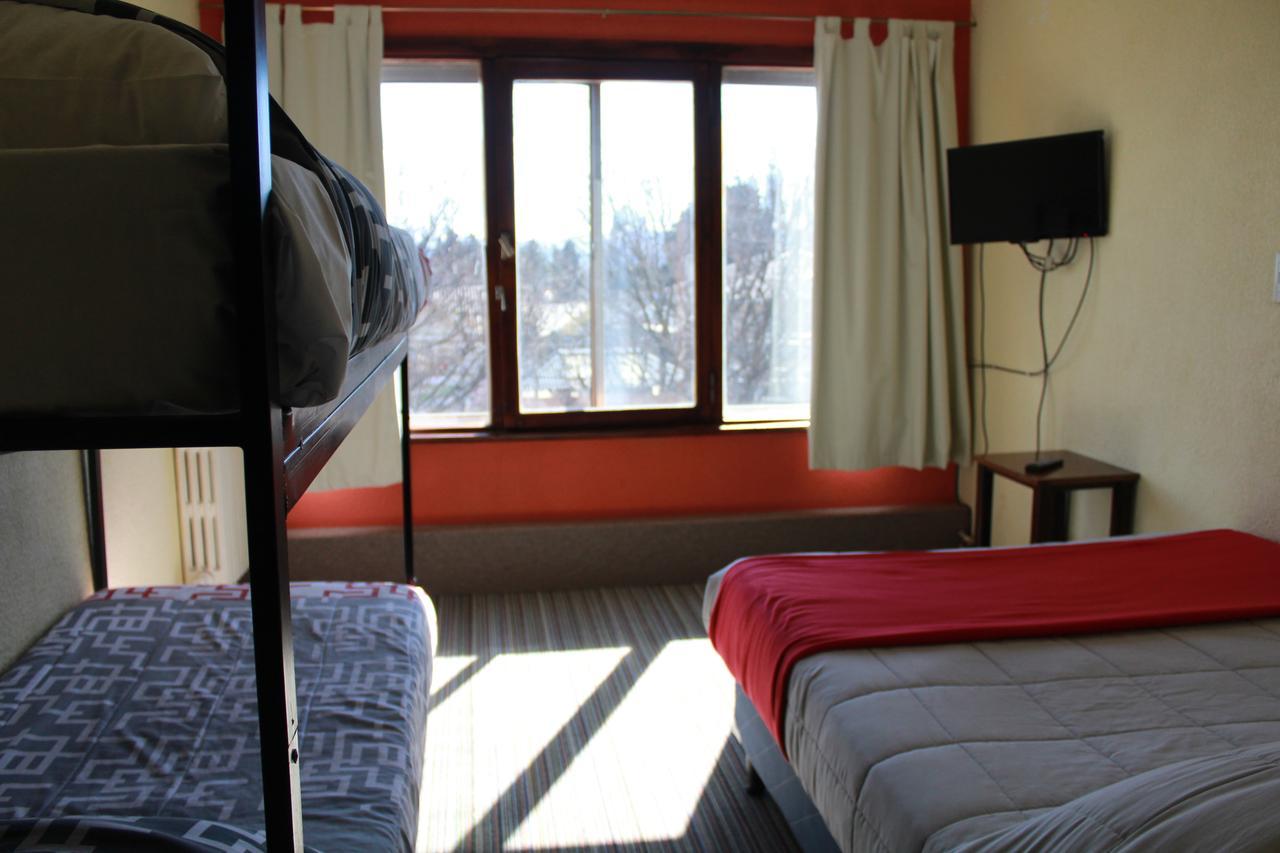 Italia Inn Hostel San Carlos de Bariloche Exterior photo